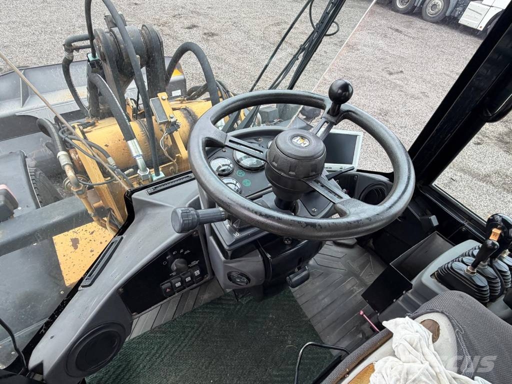 CAT 924G Kolesni nakladalci