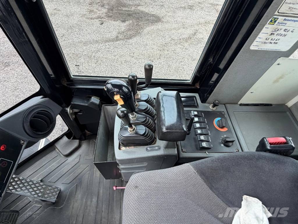 CAT 924G Kolesni nakladalci