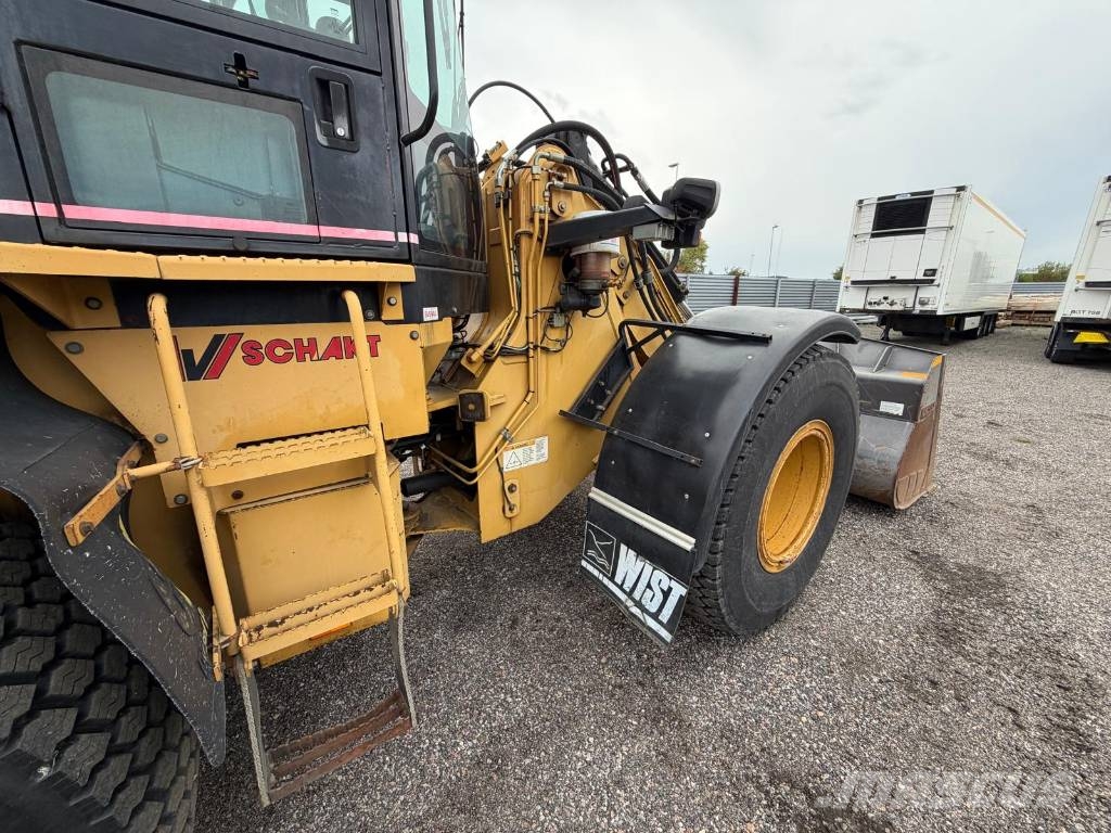 CAT 924G Kolesni nakladalci