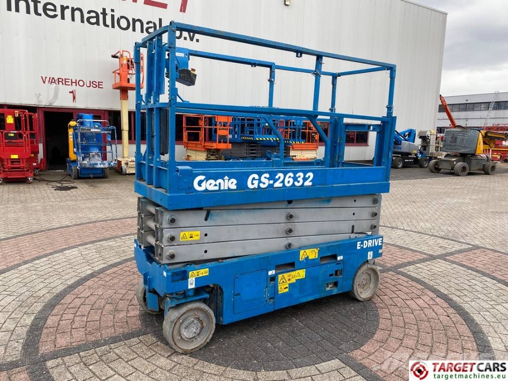 Genie GS-2632 E-Drive Electric Scissor Work Lift 992cm Saksilavat