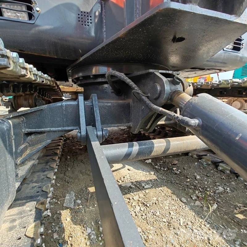 Doosan DH60 Lánctalpas kotrók