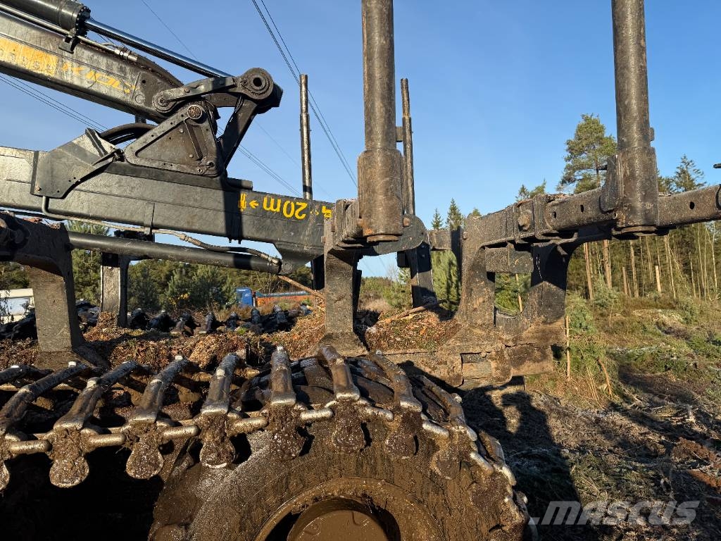 Ponsse BISON AF 8W Vyvážecí traktory