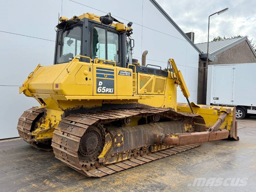 Komatsu D65PXi-18 - Backup Camera / Airco / CE + EPA بلدوزرات مجنزرة