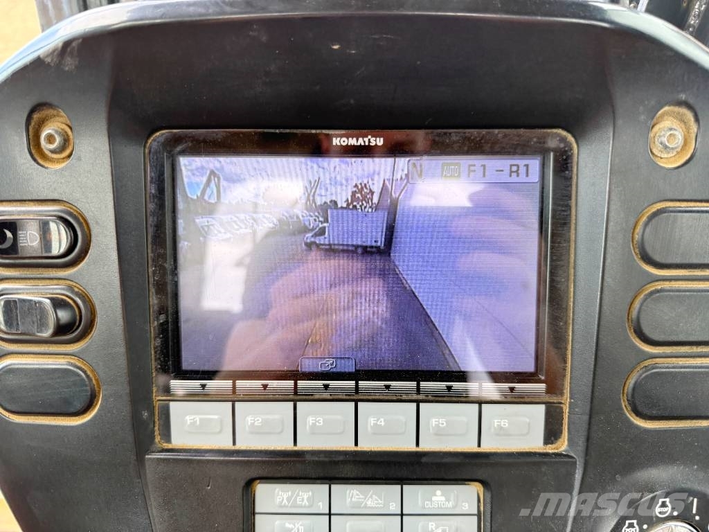 Komatsu D65PXi-18 - Backup Camera / Airco / CE + EPA بلدوزرات مجنزرة