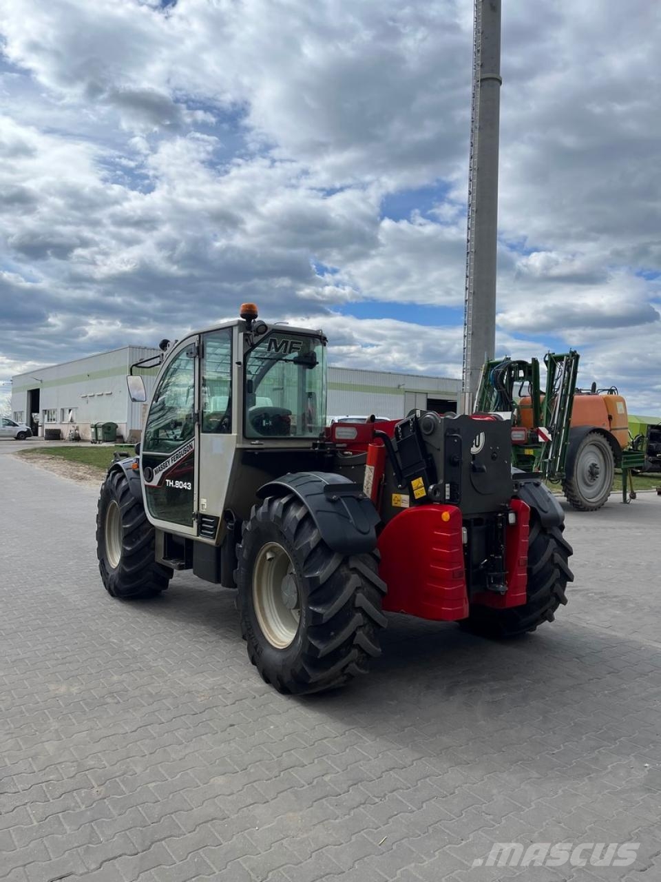 Massey Ferguson TH 8043 Redskapsbärare för lantbruk