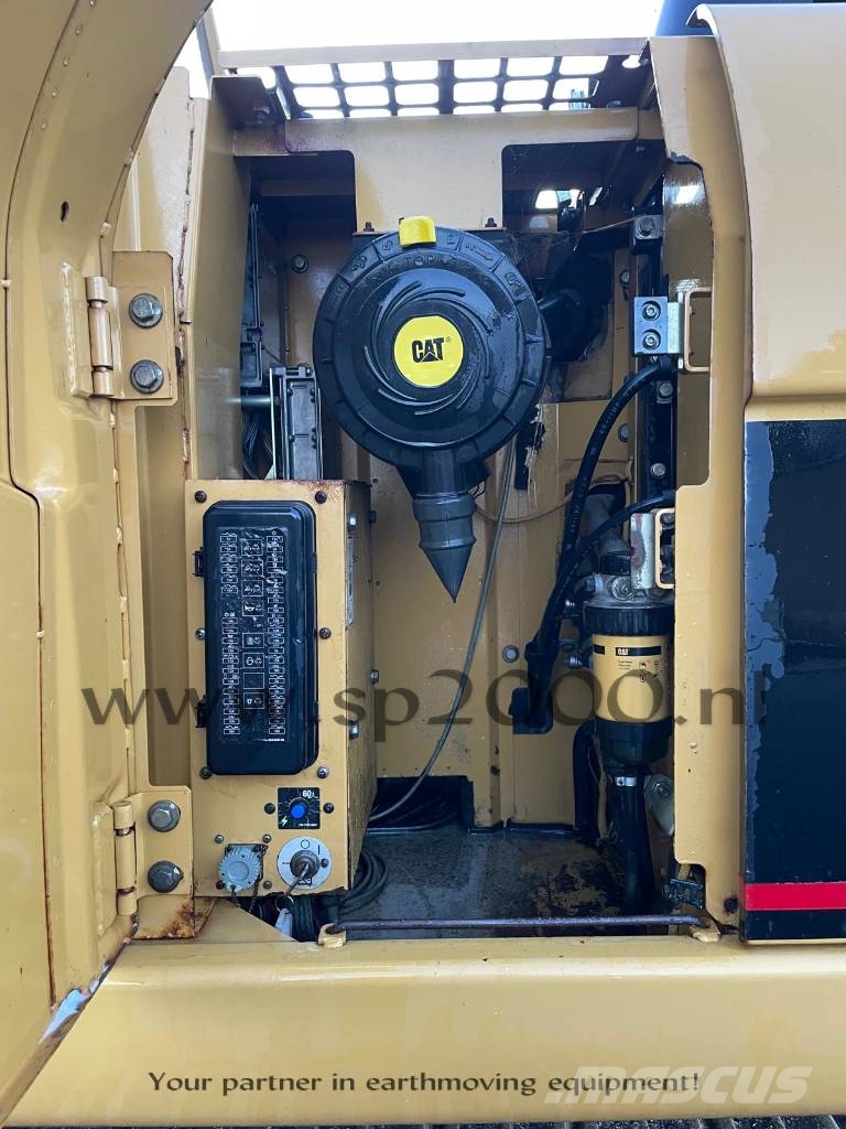 CAT 318 C L Rupsgraafmachines