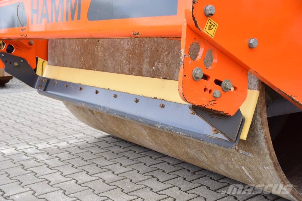Hamm HC 130i H13i Bomag BW213 Ühe trumliga rullid