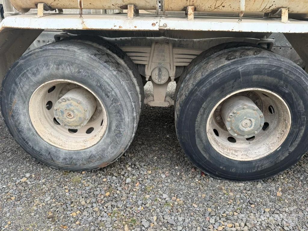 MAN 32.464 MAN 32.322 8x4 9m³ Betonmischer