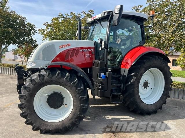 Steyr 6150 CVT Tractoren