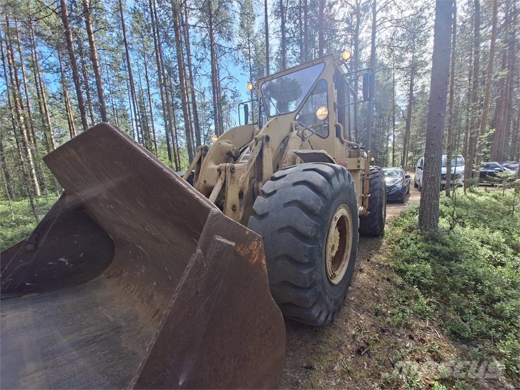 CAT 966C Pyöräkuormaajat