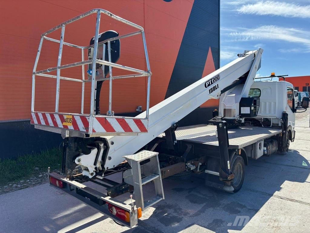 Nissan NT400 4x2 Isoli PT200 / 1608 hours / working heigh Автокрани