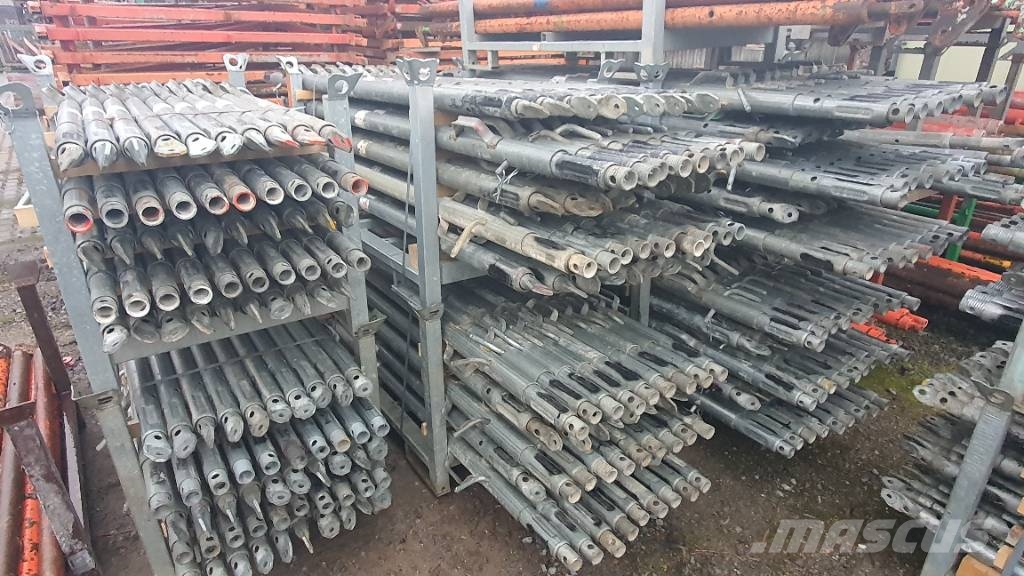 Peri Maximo mit gebrauchter Schalhaut Bekisting