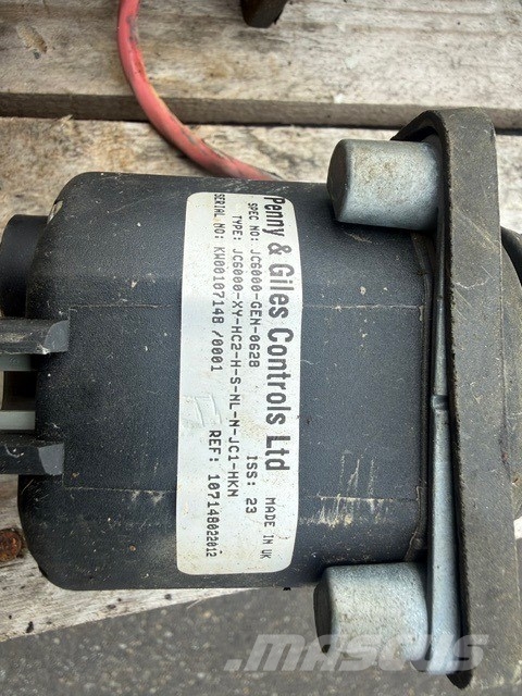 Liebherr PR 742 USED CAB PARTS كابينة والداخلية