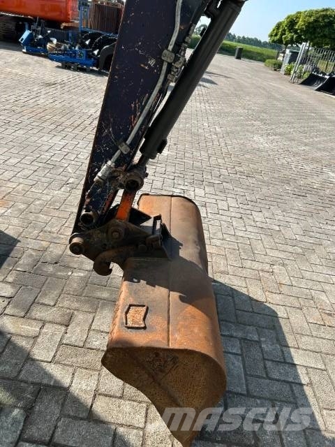 Hitachi Sumitomo ZX 29U-3 CLR Гусеничні екскаватори