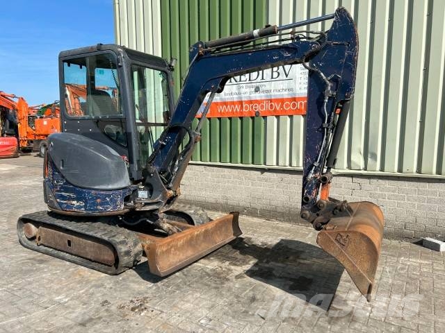 Hitachi Sumitomo ZX 29U-3 CLR Гусеничні екскаватори
