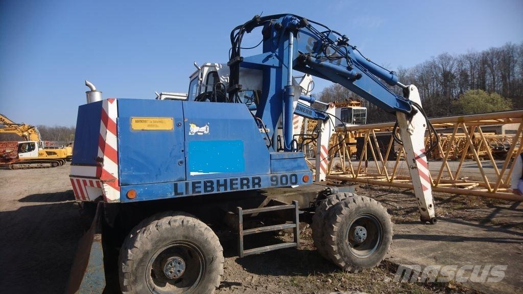 Liebherr A900-C Mobilbagger