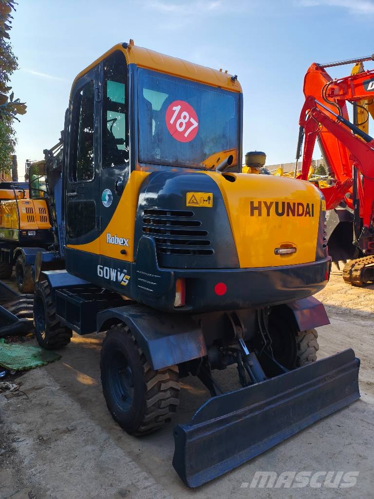 Hyundai 60 W Mini ekskavatörler, 7 tona dek