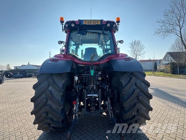 Valtra N134 Hitech Traktori