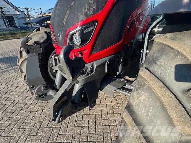 Valtra N134 Hitech Traktori
