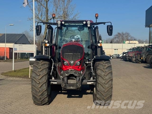 Valtra N134 Hitech Traktori