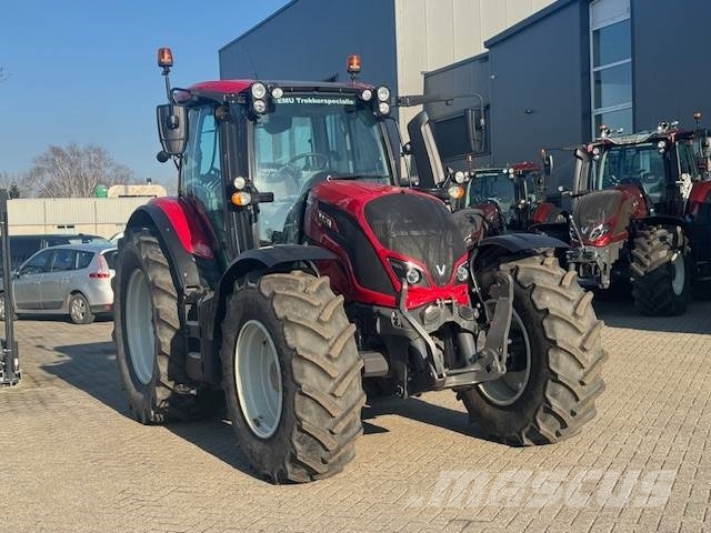 Valtra N134 Hitech Traktori