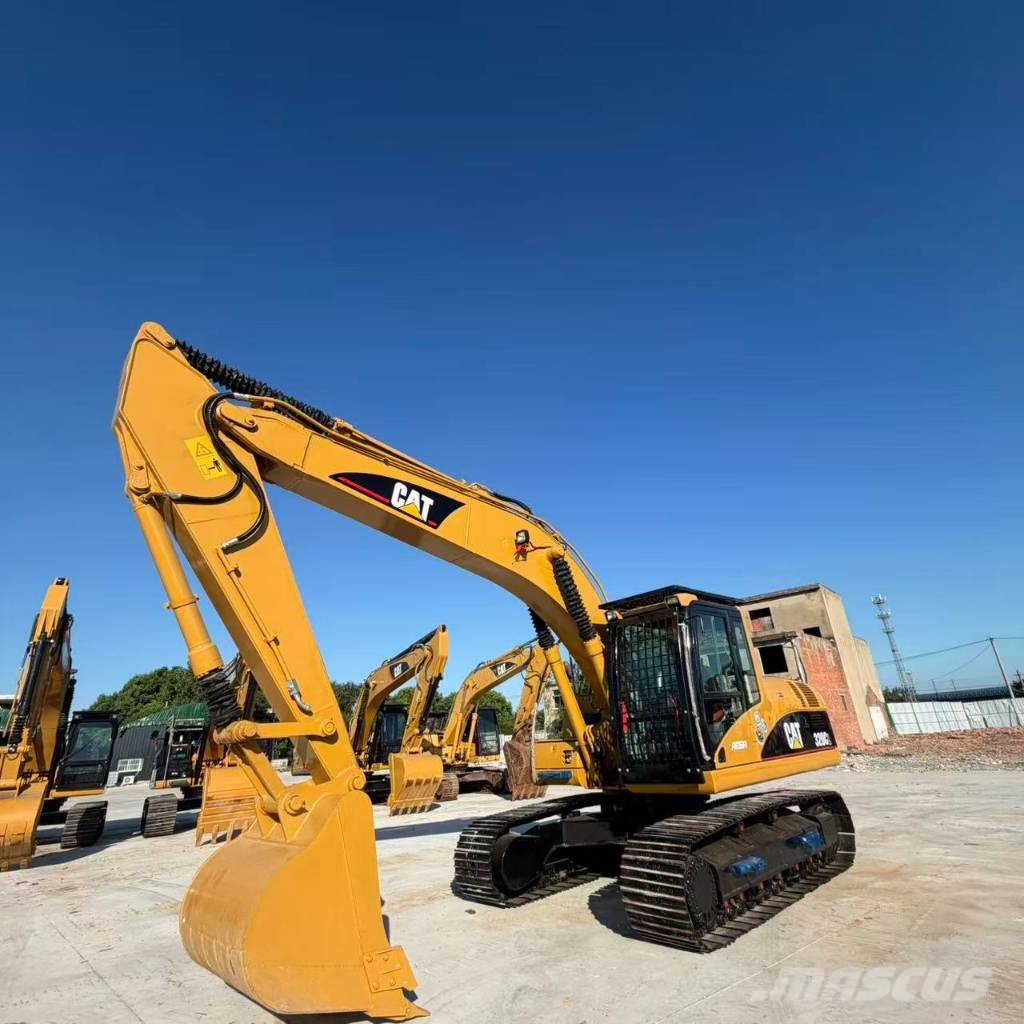 CAT 320 C L Гусеничні екскаватори