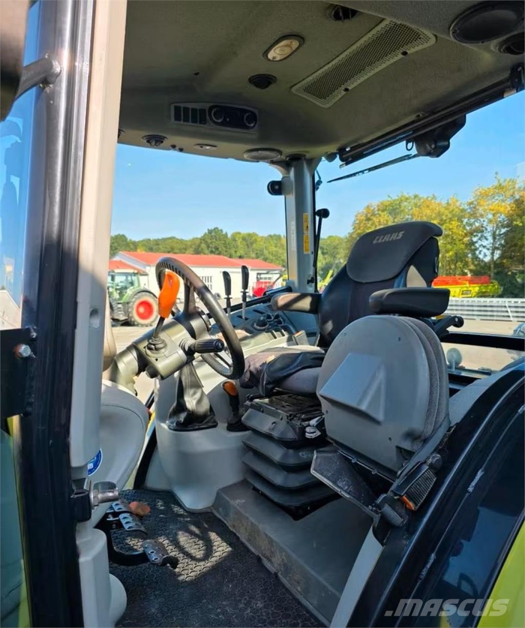 CLAAS Atos 340 Tractoren