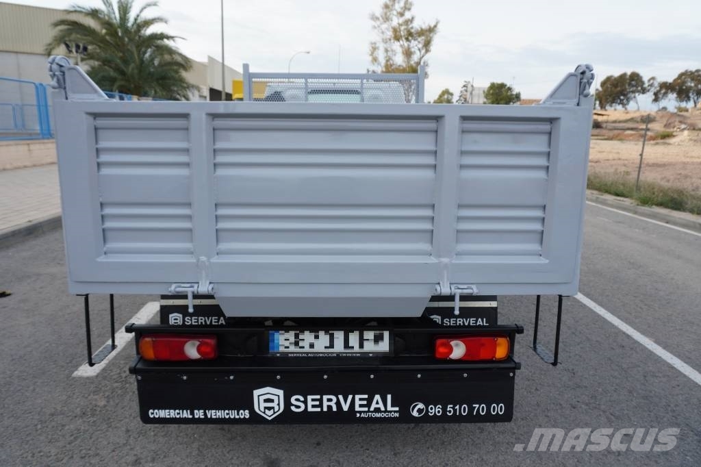Nissan CABSTAR 45.16 BASCULANTE Kleinholztransporter