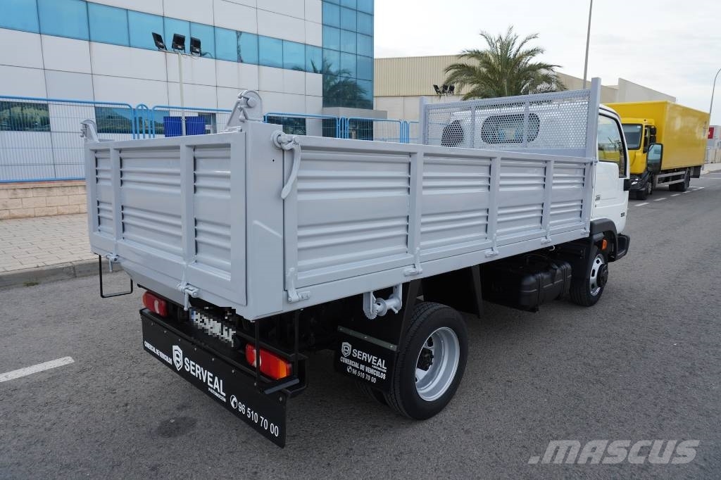 Nissan CABSTAR 45.16 BASCULANTE Kleinholztransporter