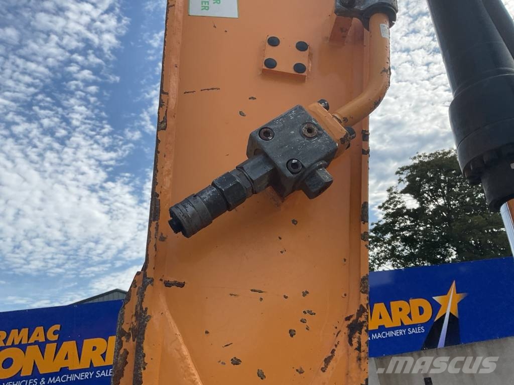 Hyundai HX140LC Excavadoras sobre orugas