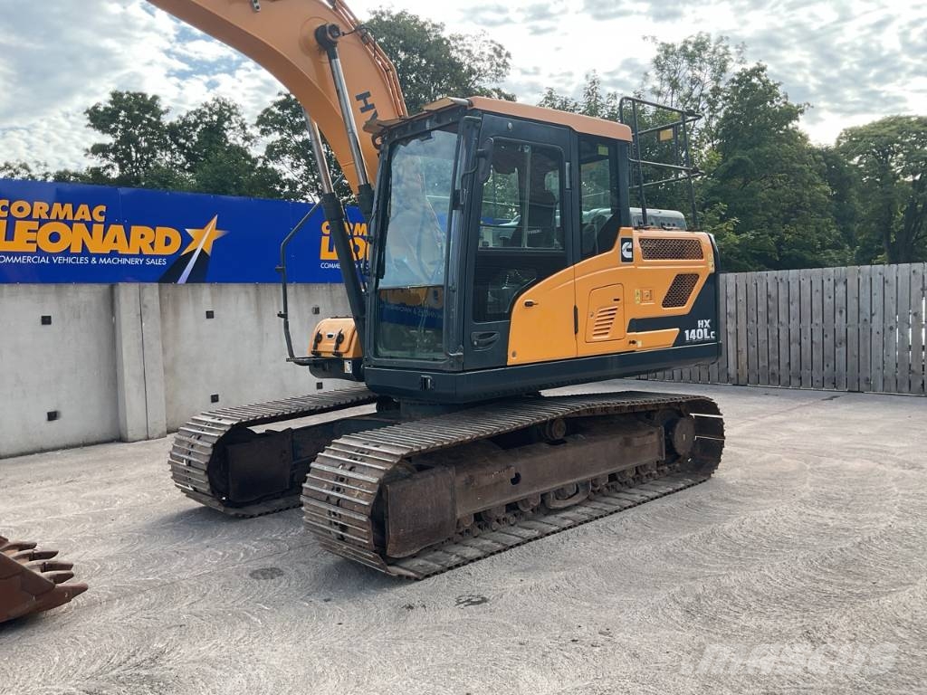 Hyundai HX140LC Excavadoras sobre orugas