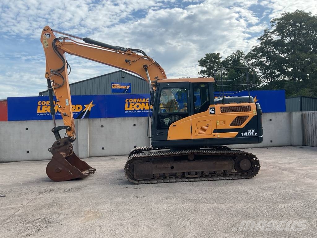 Hyundai HX140LC Excavadoras sobre orugas