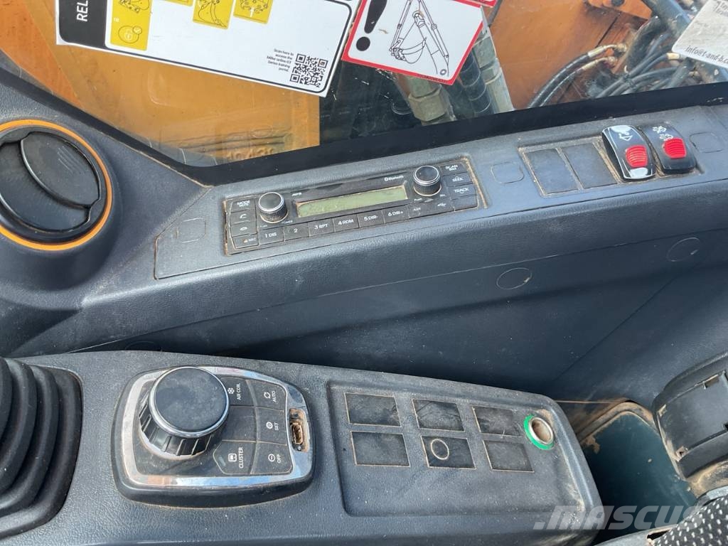 Hyundai HX140LC Excavadoras sobre orugas