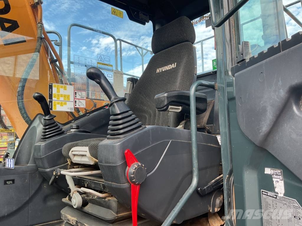 Hyundai HX140LC Excavadoras sobre orugas
