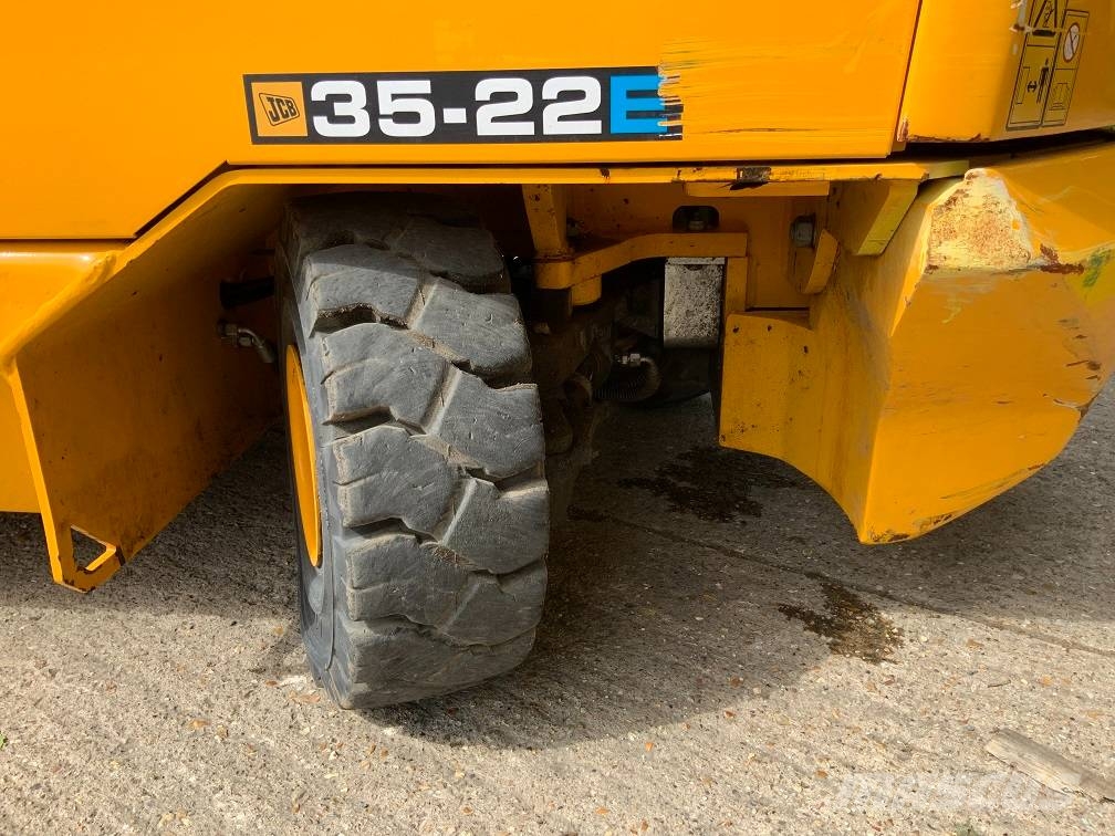 JCB TLT35-22 E Telescopic handlers
