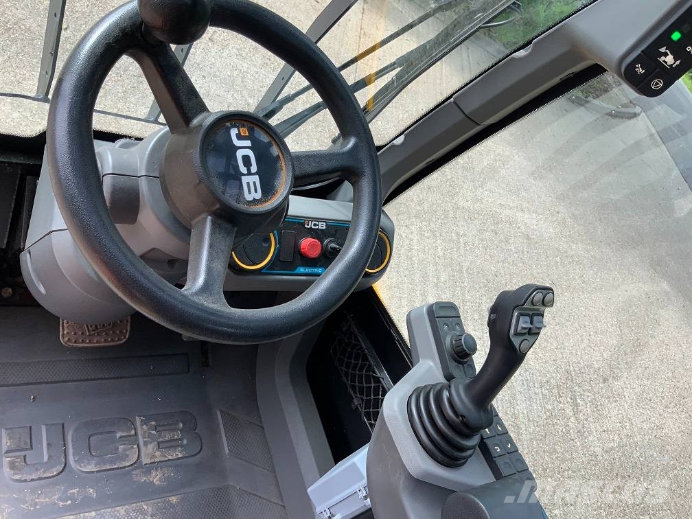 JCB TLT35-22 E Telescopic handlers