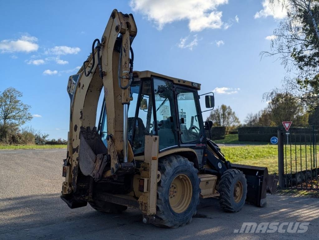 CAT 428 D Tractopelle