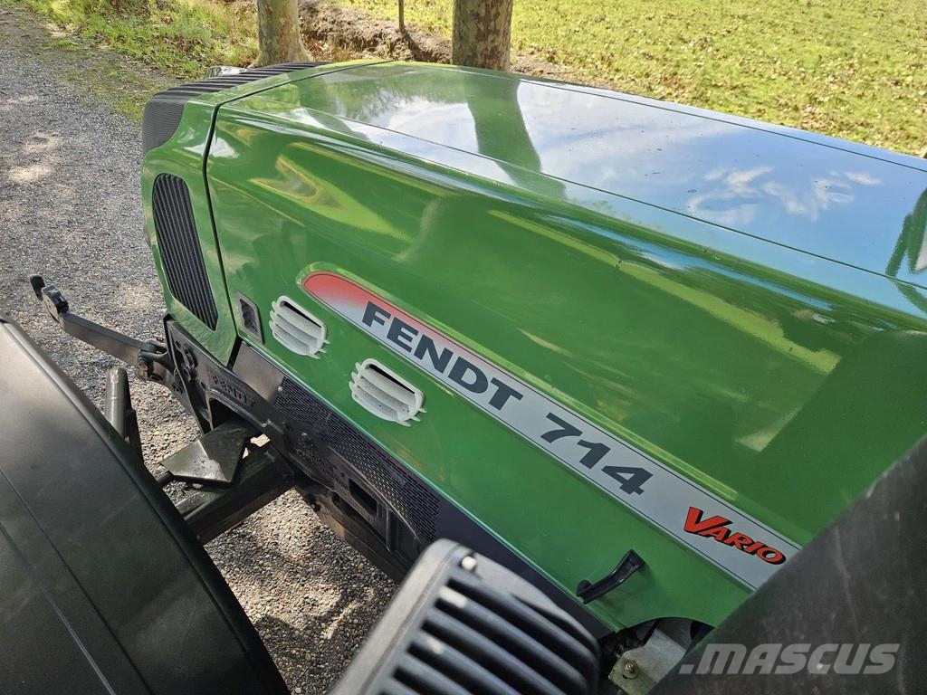 Fendt 714 Com2 Vario (711 712 716 ) Tractors
