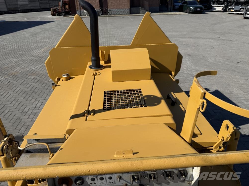 CAT BB 621C Asfaltafwerkmachines
