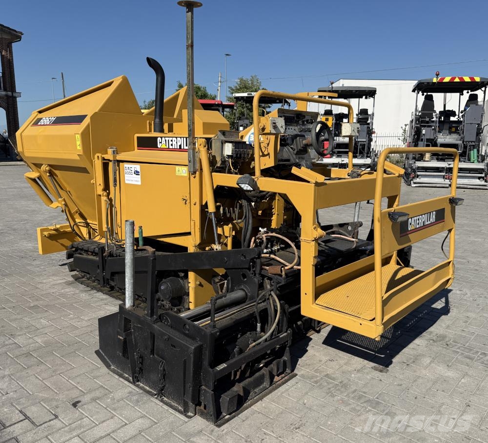 CAT BB 621C Asfaltafwerkmachines