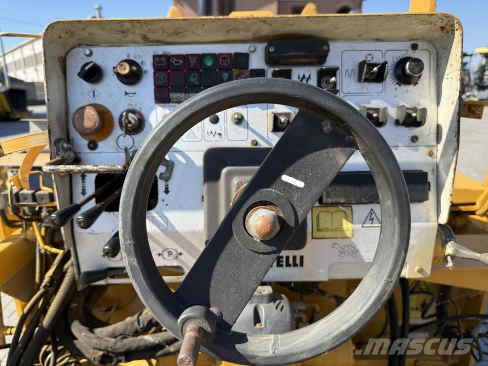 CAT BB 621C Asfaltafwerkmachines