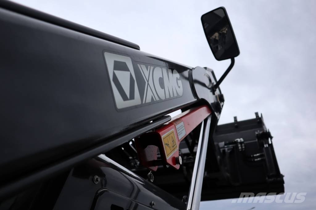 XCMG XC7-TR08 Lietoti riteņu kompaktiekrāvēji