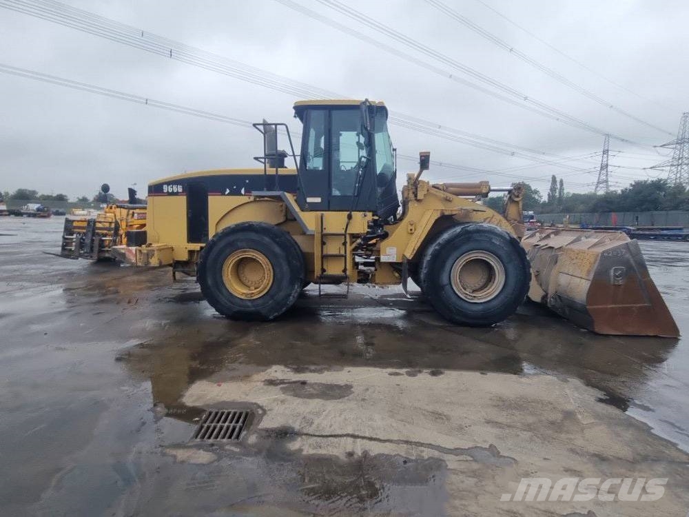 CAT 966 G لوادر بعجل