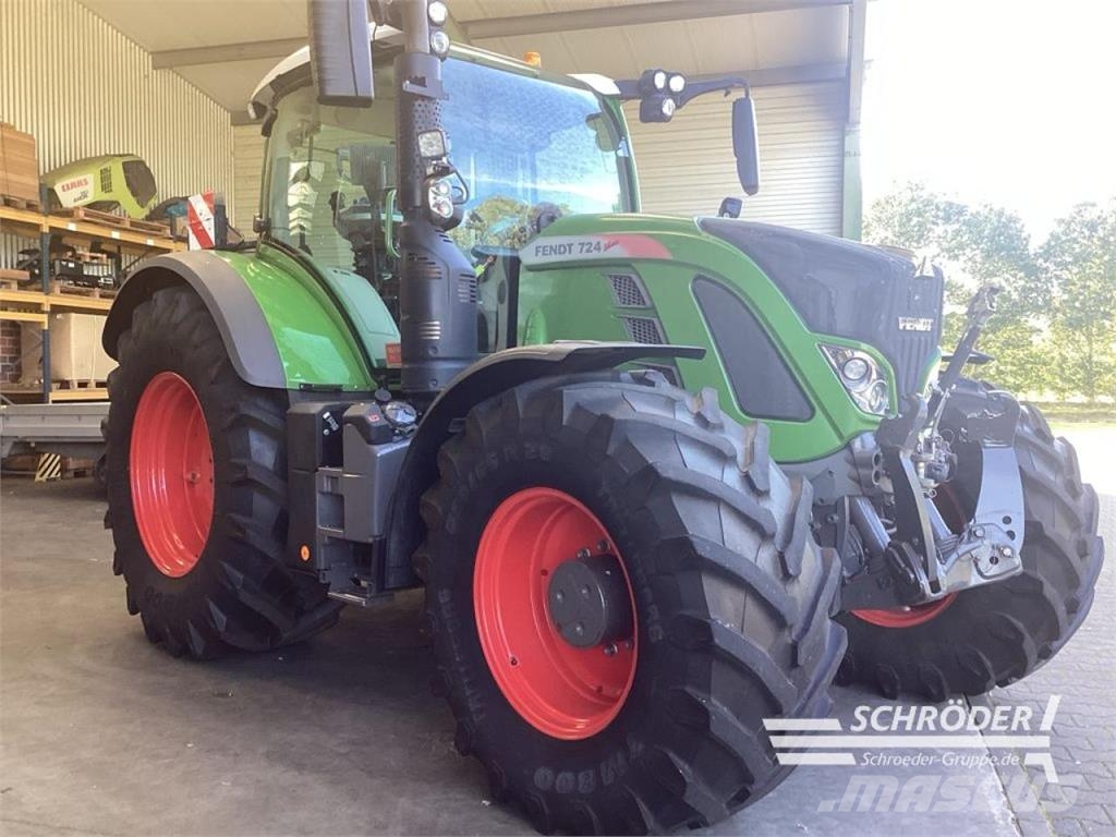 Fendt 724 S4 PROFI PLUS | RTK Traktorit