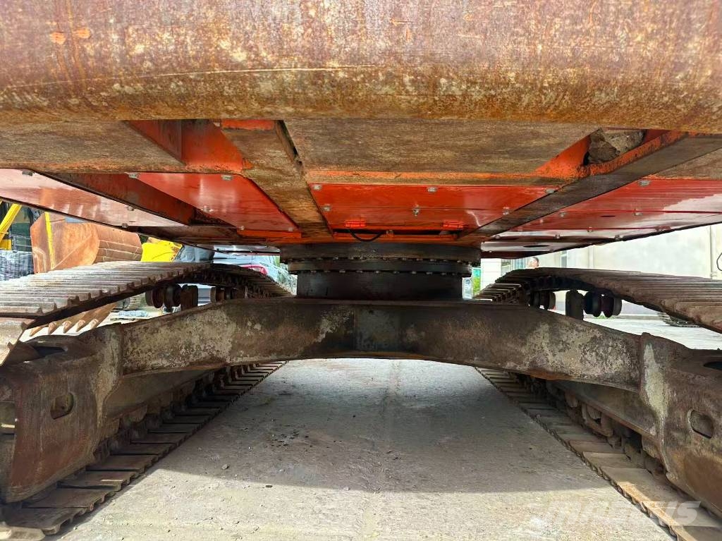 Doosan DX300LC Rupsgraafmachines