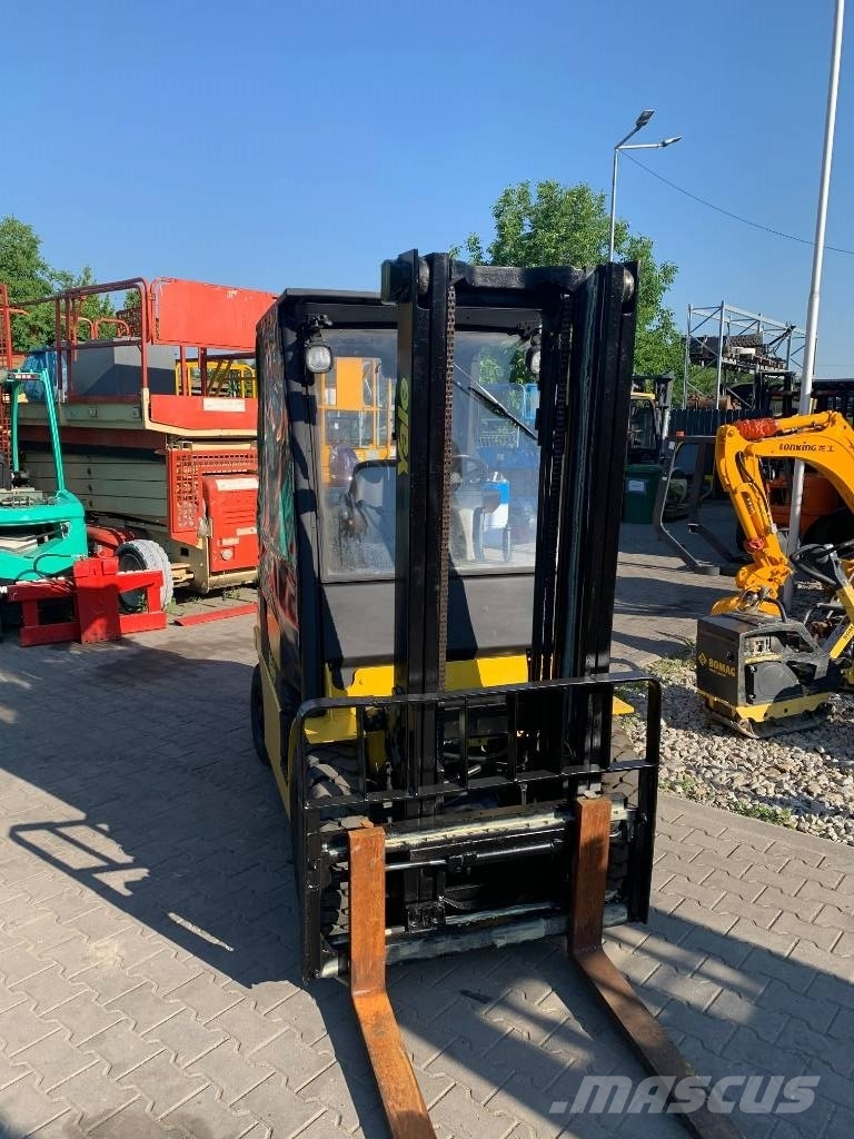 Yale GLP25VX Gāzes autoiekrāvēji (LPG)