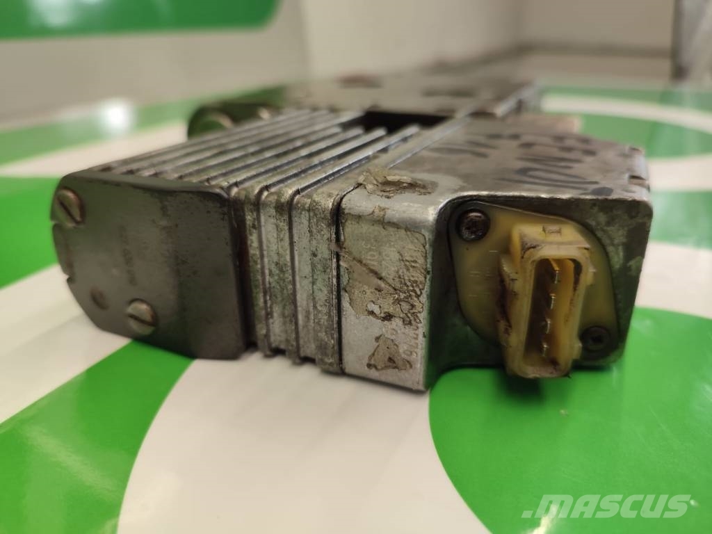 Fendt 716 Vario Hydraulic Valve Section 0521610563 Bosch Hüdraulika