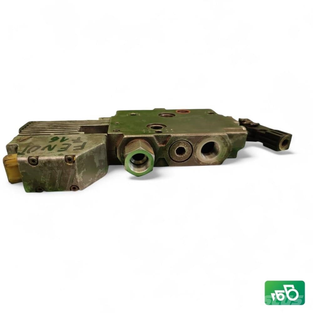 Fendt 716 Vario Hydraulic Valve Section 0521610563 Bosch Hüdraulika