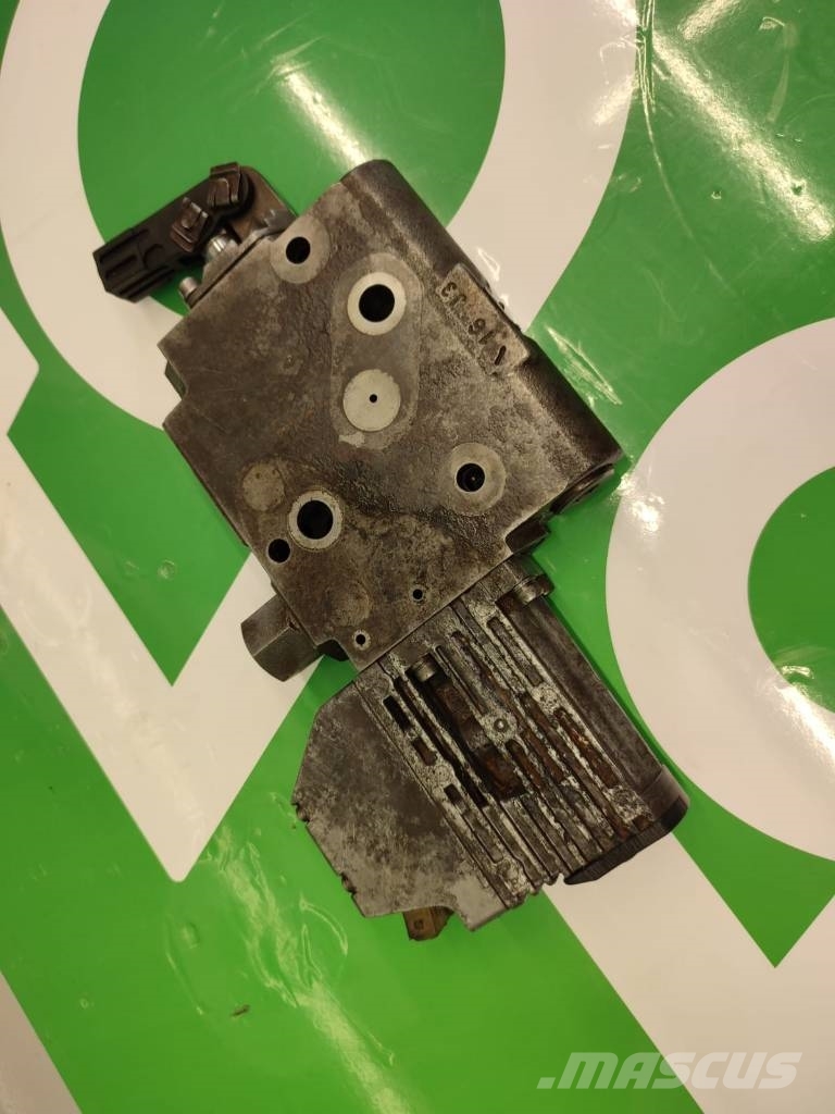 Fendt 716 Vario Hydraulic Valve Section 0521610563 Bosch Hüdraulika