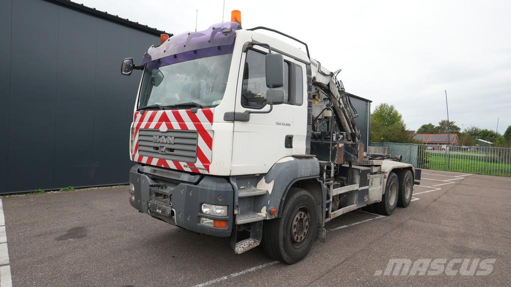 MAN TGA33.360 6x4 HOOKARM WITH KENNIS CRANE BROKEN ENG Rabljene dizalice za težak teren